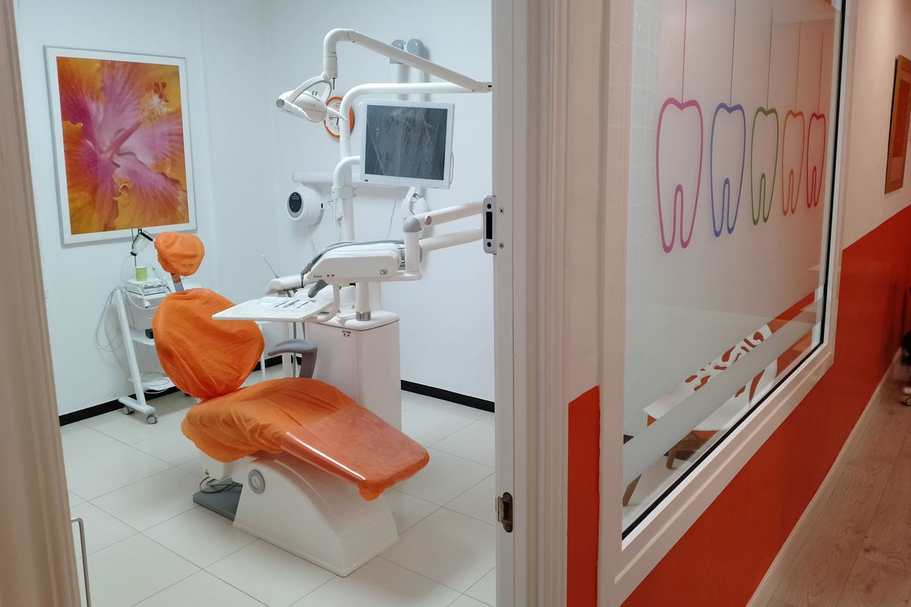 clínica dental deusto instalaciones
